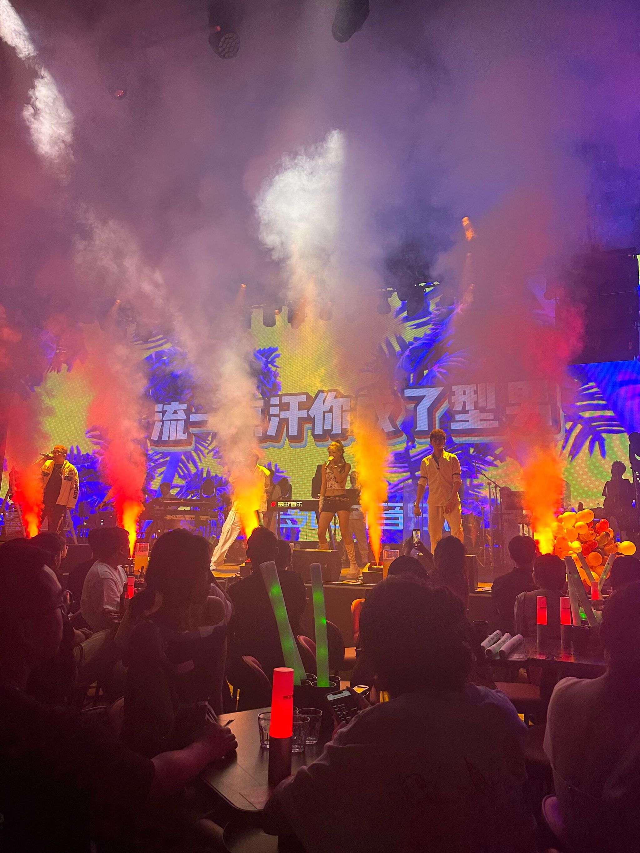 大同商务ktv划算优惠-天镇县ktv预定